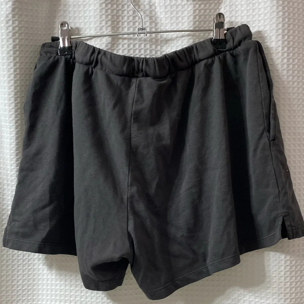 H&M Drawstring Shorts - Picture 4 of 4